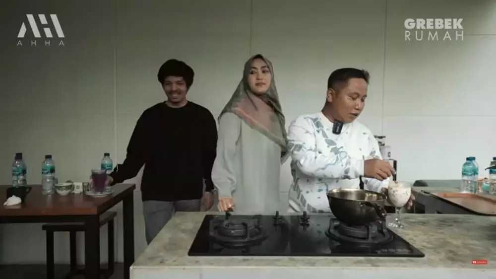 dapur outdoor narji di rumah mewah © 2025 YouTube dapur outdoor narji di rumah mewah © 2025 YouTube
