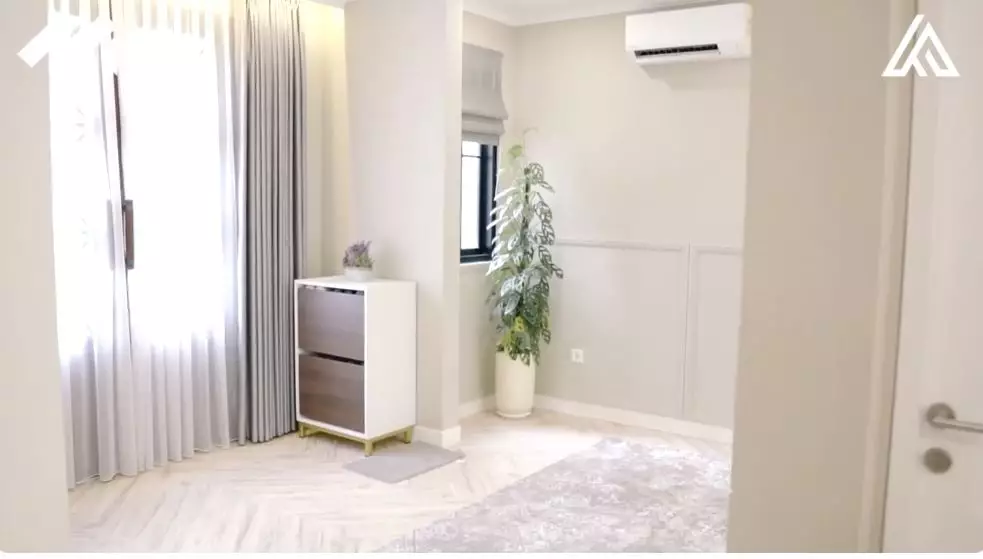 potret ruang tamu ifan seventeen © YouTube potret ruang tamu ifan seventeen © YouTube