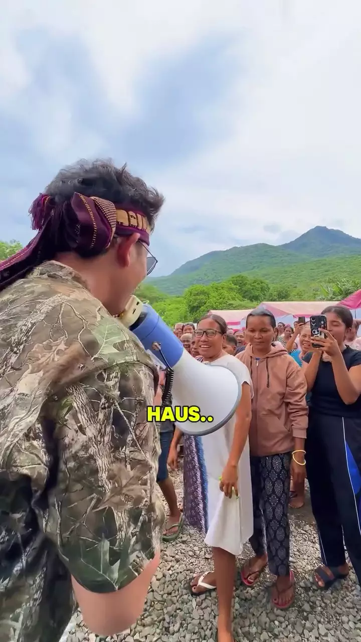 denny sumargo terjun bagikan donasi © 2025 Instagram denny sumargo terjun bagikan donasi © 2025 Instagram