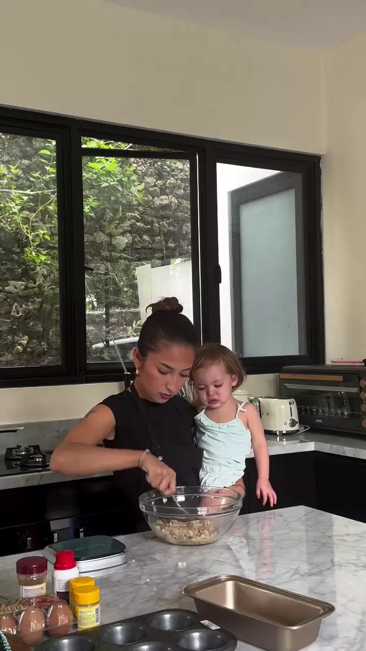 dapur rumah jennifer coppen © 2025 Instagram