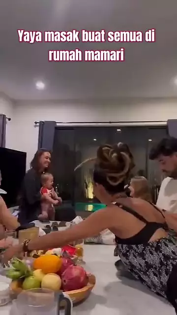 dapur rumah jennifer coppen © 2025 Instagram