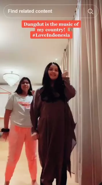Annisa Pohan kompak TikTokan bareng Almira © TikTok Annisa Pohan kompak TikTokan bareng Almira © TikTok
