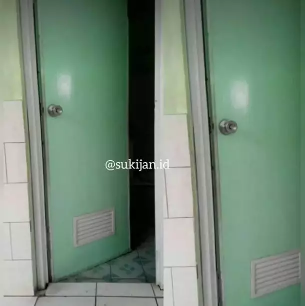 Potret kocak desain pintu toilet Berbagai sumber