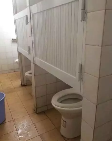 Potret kocak desain toilet Berbagai sumber Potret kocak desain toilet Berbagai sumber
