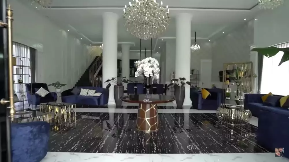 rumah megah kartika putri habib usman © 2024 brilio.net