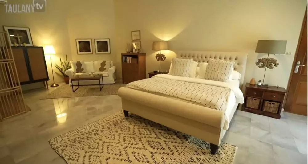 potret kamar pribadi Sophia Latjuba ala bohemian YouTube potret kamar pribadi Sophia Latjuba ala bohemian YouTube