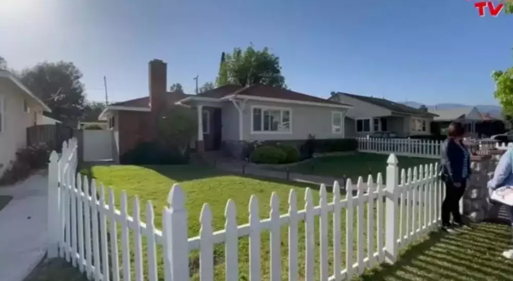 interior dapur Uya Kuya di Amerika © YouTube