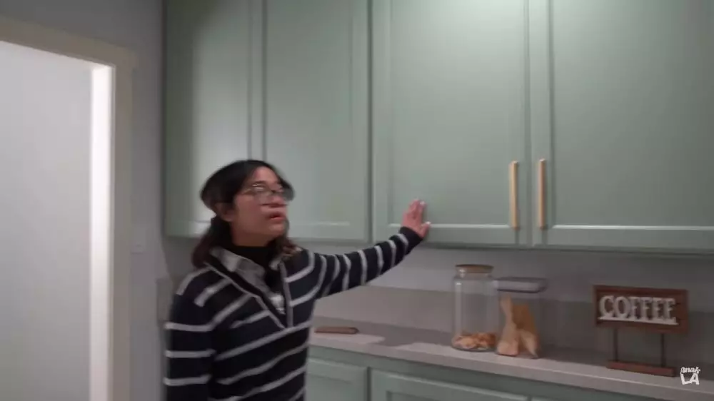 interior dapur Uya Kuya di Amerika © YouTube