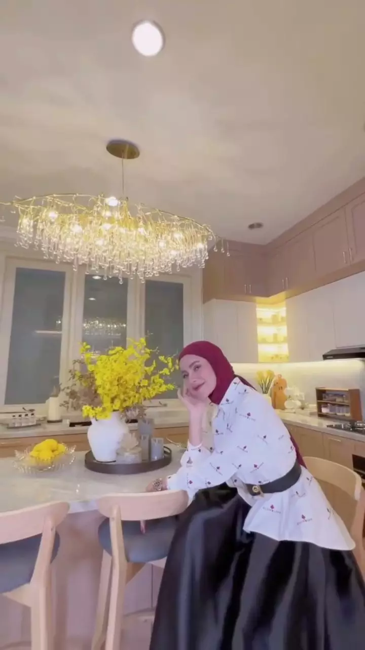 dapur baru olla ramlan mewah  © 2025 Instagram