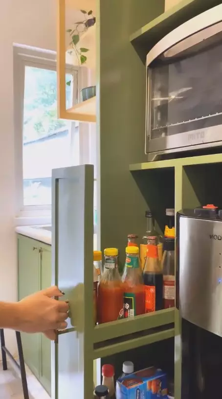 dapur rumah enno lerian © 2024 brilio.net