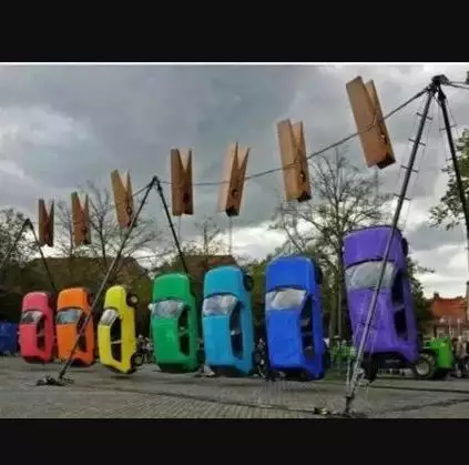 Potret kocak orang nyuci kendaraan Berbagai sumber