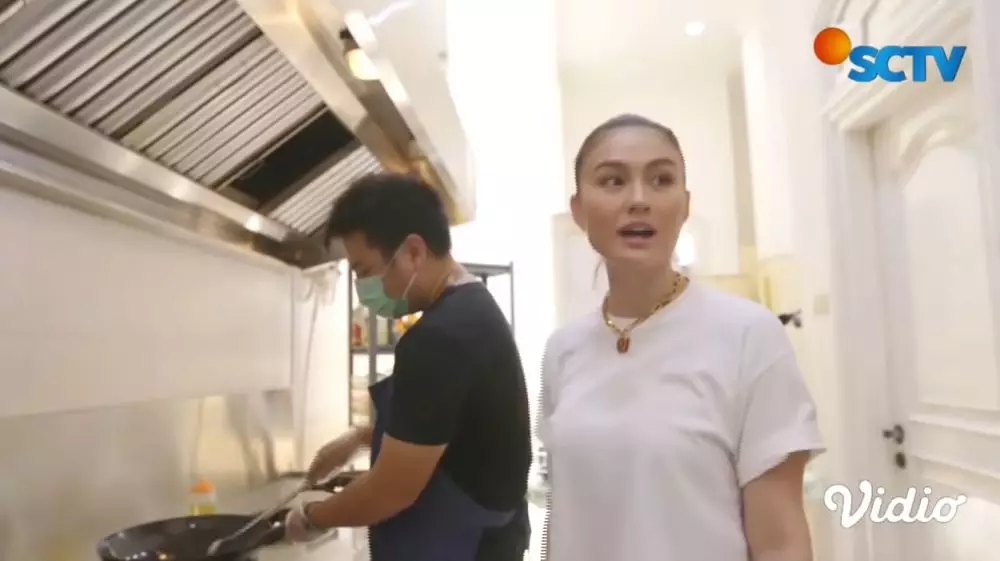 dapur rumah Agnez Mo © 2024 brilio.net dapur rumah Agnez Mo © 2024 brilio.net