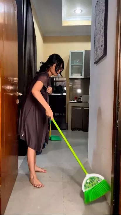 dapur rumah Marshel Widianto  © 2024 brilio.net