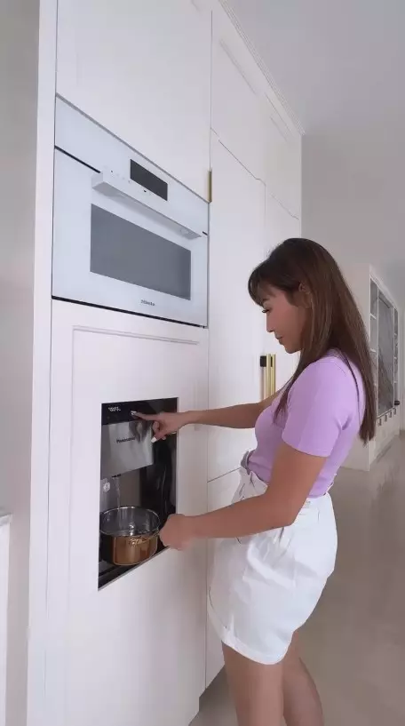 dapur ayu dewi pakai kompor Rp 500 juta © 2024 brilio.net