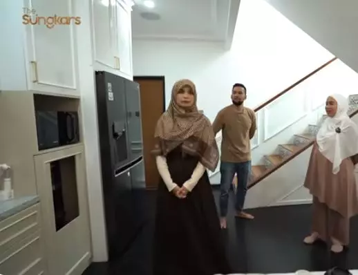 9 potret dapur bersih Fitri Tropica  © 2024 brilio.net