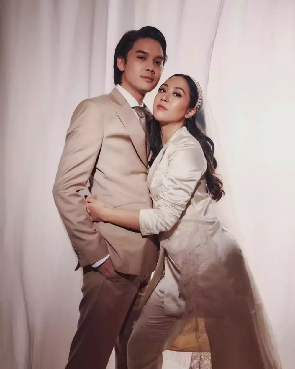 potret kenangan sherina munaf dan baskara mahendra © 2025 Instagram potret kenangan sherina munaf dan baskara mahendra © 2025 Instagram