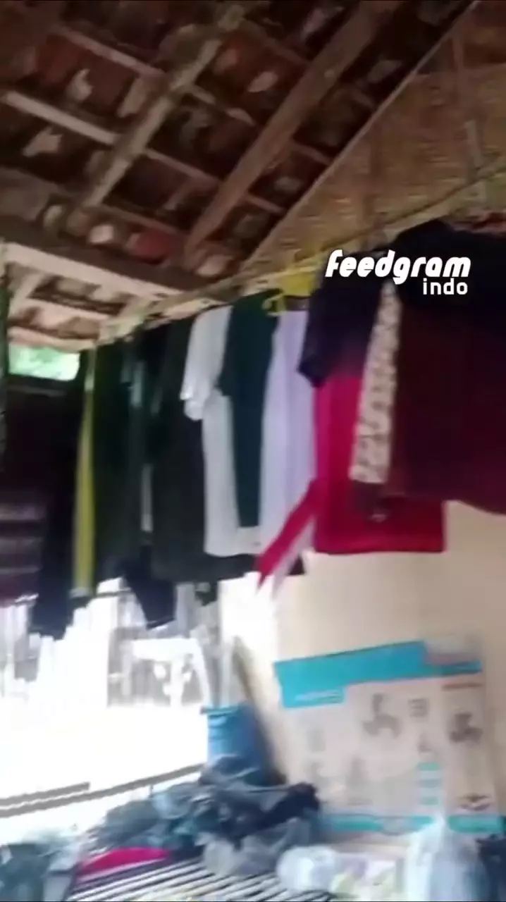 rumah guru yang dibakar muridnya © 2025 Instagram rumah guru yang dibakar muridnya © 2025 Instagram