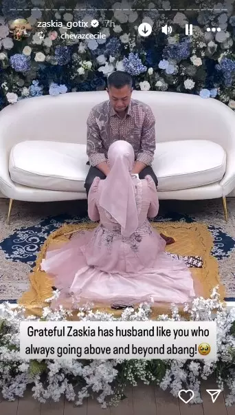 Zaskia Gotik 7 bulanan hamil anak ketiga © Instagram