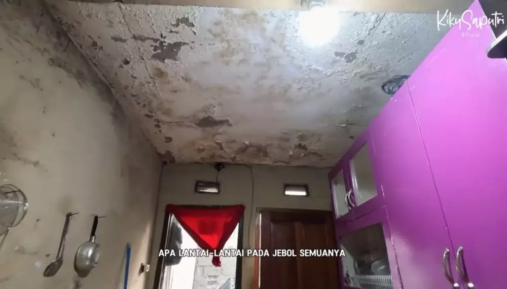 dapur masa kecil Kiky Saputri © YouTube