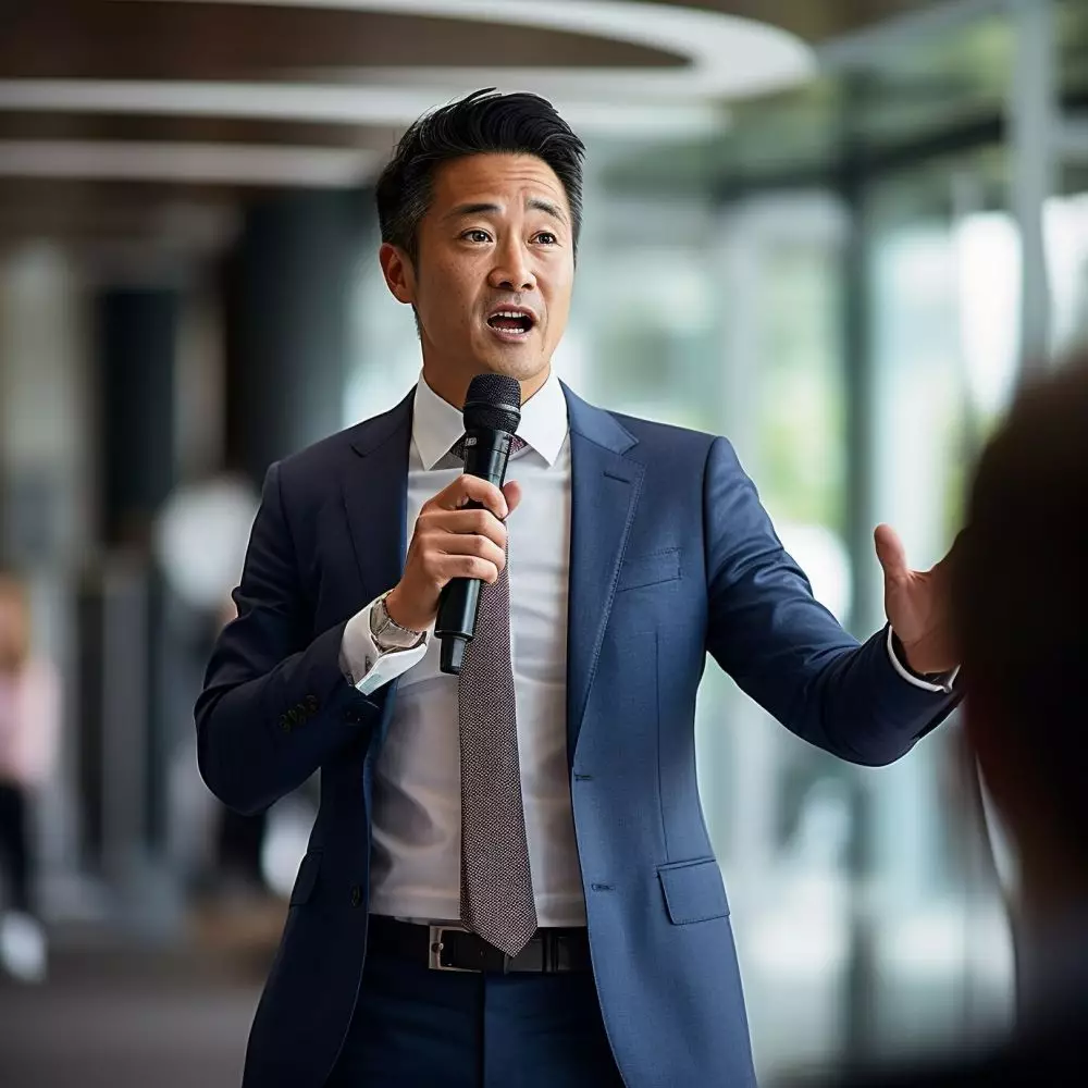 Menjadi pembawa acara yang profesional © 2025 brilio.net