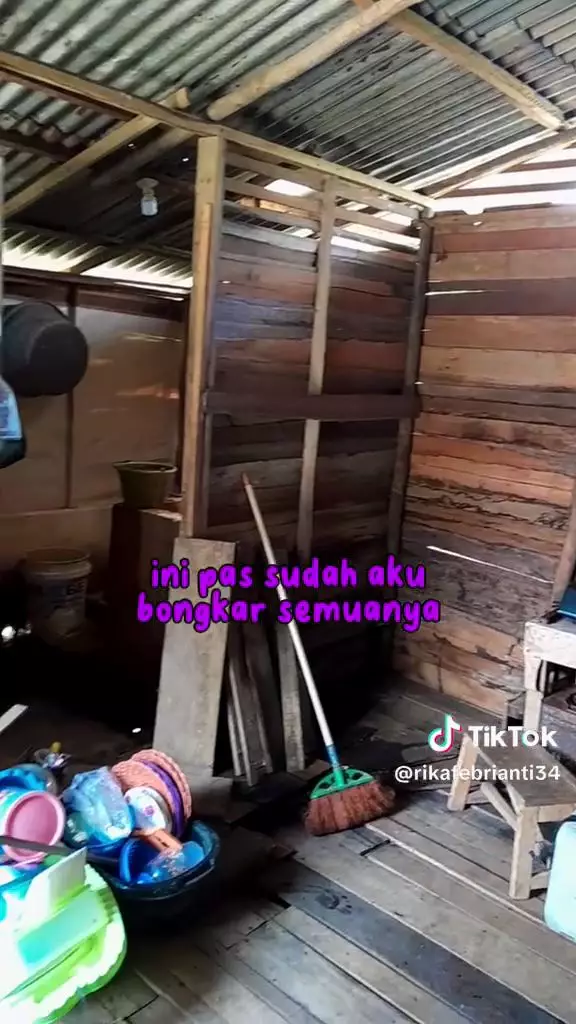 makeover dapur kayu sederhana © TikTok