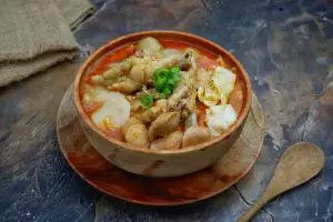 10 Makanan yang picu orang menderita anemia, benarkah seblak termasuk?