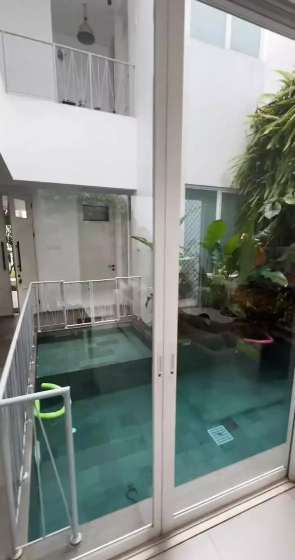 potret dapur segaris di rumah ricky harun © berbagai sumber