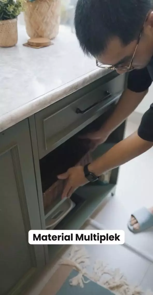 potret dapur segaris di rumah ricky harun © berbagai sumber