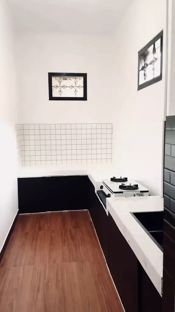 dapur ibu di-makeover pakai barang dari dapur  © 2025 TikTok
