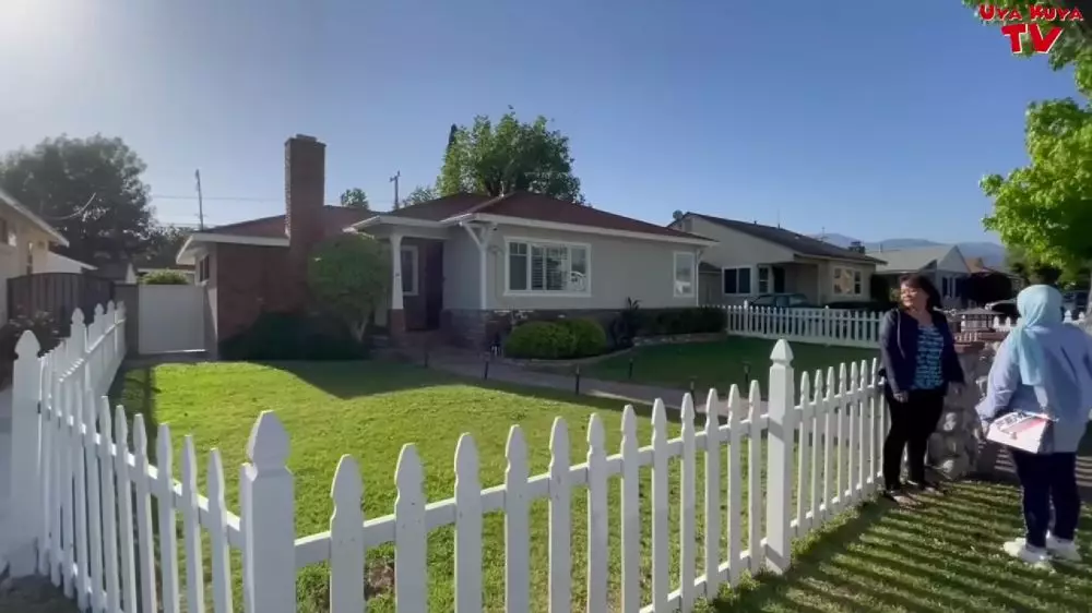 rumah uya kuya di amerika serikat © 2025 YouTube