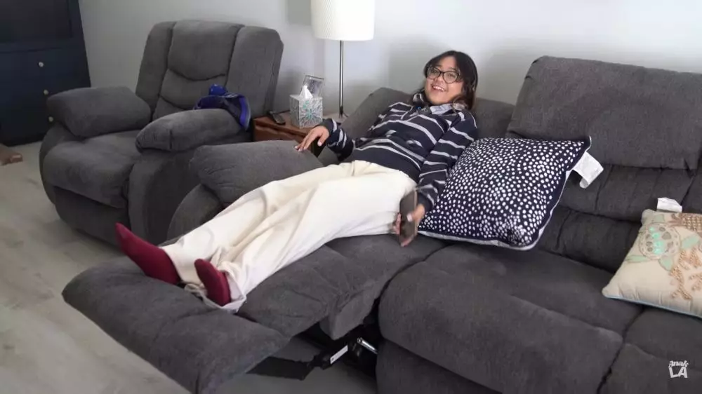 rumah uya kuya di amerika serikat © 2025 YouTube