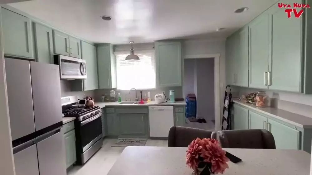 rumah uya kuya di amerika serikat © 2025 YouTube