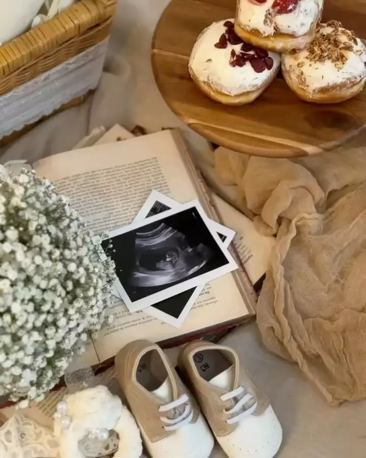 Aaliyah Massaid umumkan kehamilan © Instagram