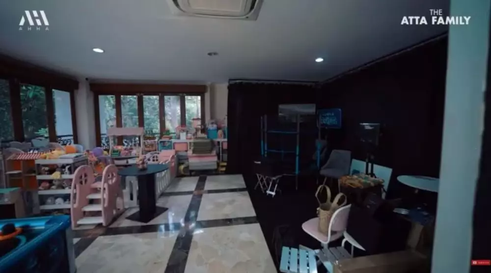 rumah Ruben Onsu ada minimarket pribadi © YouTube rumah Ruben Onsu ada minimarket pribadi © YouTube