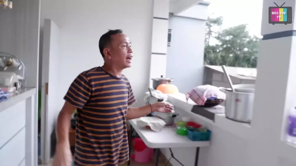 dapur villa ayu ting ting © 2024 brilio.net dapur villa ayu ting ting © 2024 brilio.net