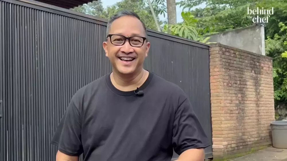 rumah Chef Juna bergaya industrial © YouTube rumah Chef Juna bergaya industrial © YouTube