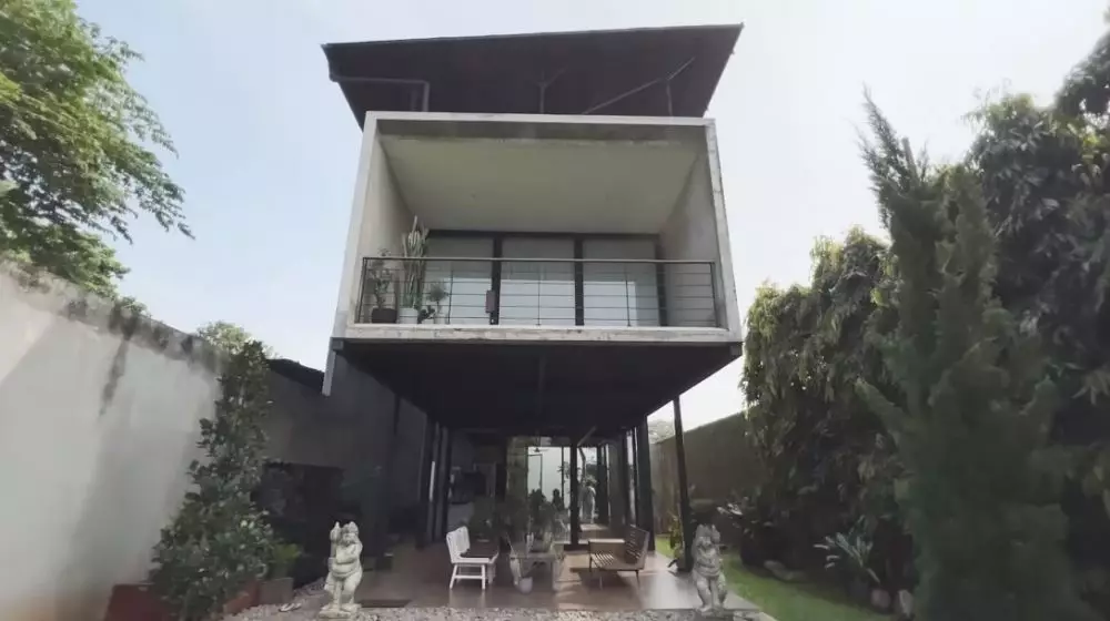 rumah Chef Juna bergaya industrial © YouTube rumah Chef Juna bergaya industrial © YouTube