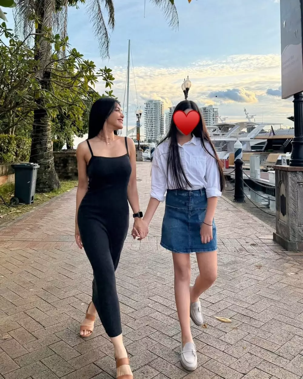 feni rose bantu biaya pengobatan putri denada © 2025 Instagram