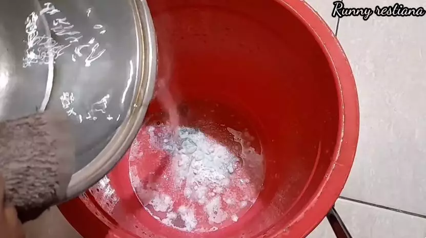 sarung bantal dekil kinclong © 2024 brilio.net