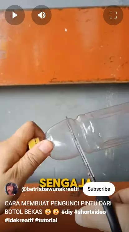 cara praktis bikin pengunci pintu rumah © YouTube cara praktis bikin pengunci pintu rumah © YouTube