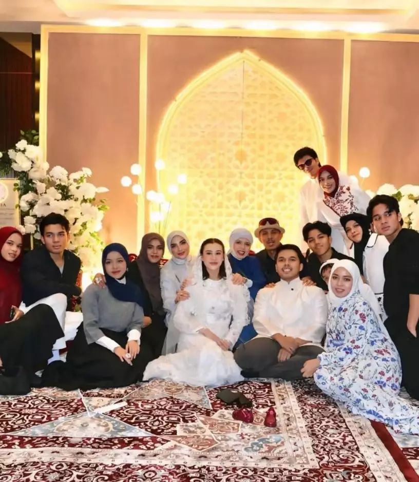 Aaliyah Massaid tasyakuran 4 bulan kehamilan © Instagram