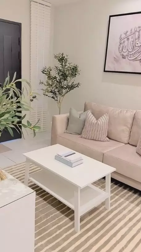 rumah memanjang direnovasi tanpa sekat © TikTok/@anrcreativedesign rumah memanjang direnovasi tanpa sekat © TikTok/@anrcreativedesign