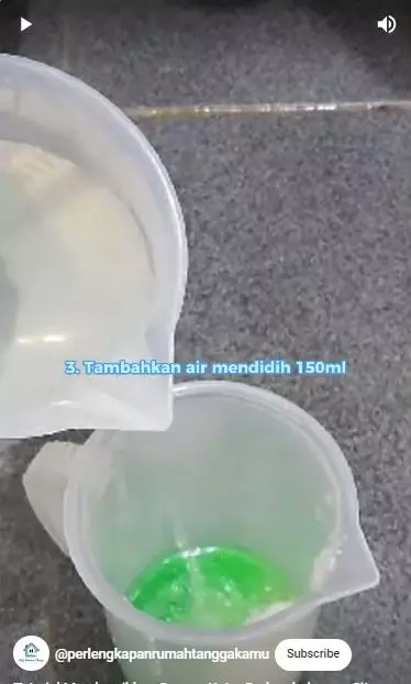 cara bersihkan gayung berkerak agar kinclong © YouTube