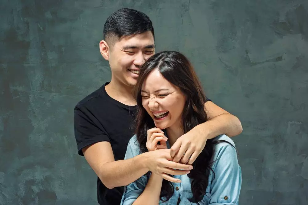 Gombal buat cowok yang romantis tapi receh abis © 2025 brilio.net Gombal buat cowok yang romantis tapi receh abis © 2025 brilio.net