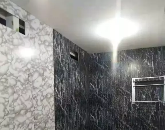 makeover kamar mandi dinding seng jelek jadi bagus © 2025 TikTok