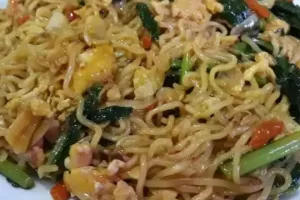 Resep mi nyemek yang menggugah selera dan mudah dibuat