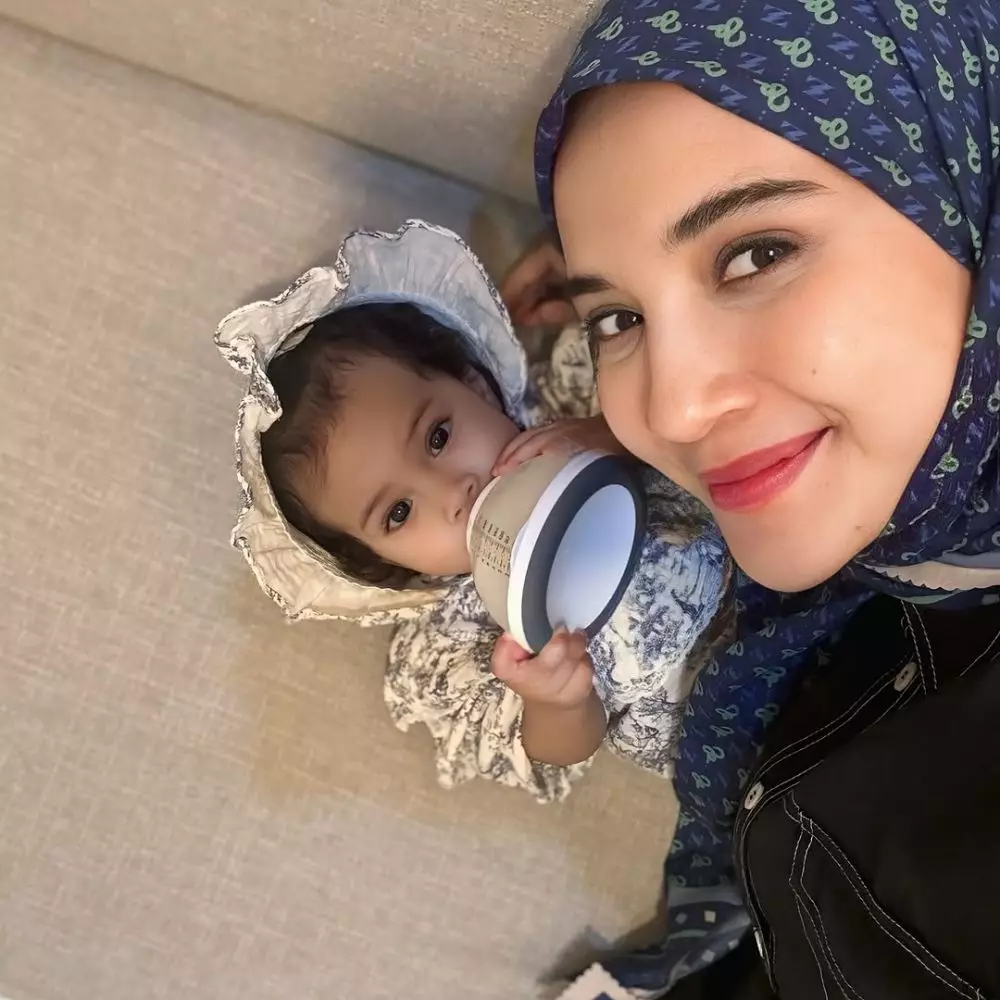 wajah humaira anak adopsi irwansyah dan zaskia sungkar © 2025 Instagram wajah humaira anak adopsi irwansyah dan zaskia sungkar © 2025 Instagram