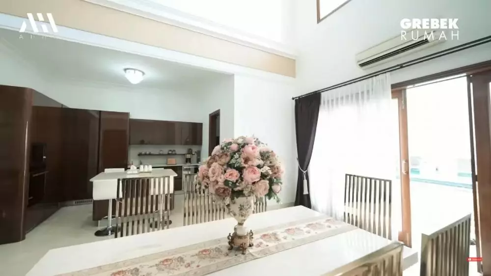 dapur rumah Fuji © 2024 brilio.net dapur rumah Fuji © 2024 brilio.net