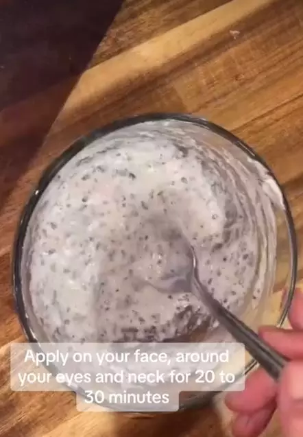 Atasi kerutan pakai masker antiaging dari 1 jenis minyak Berbagai sumber