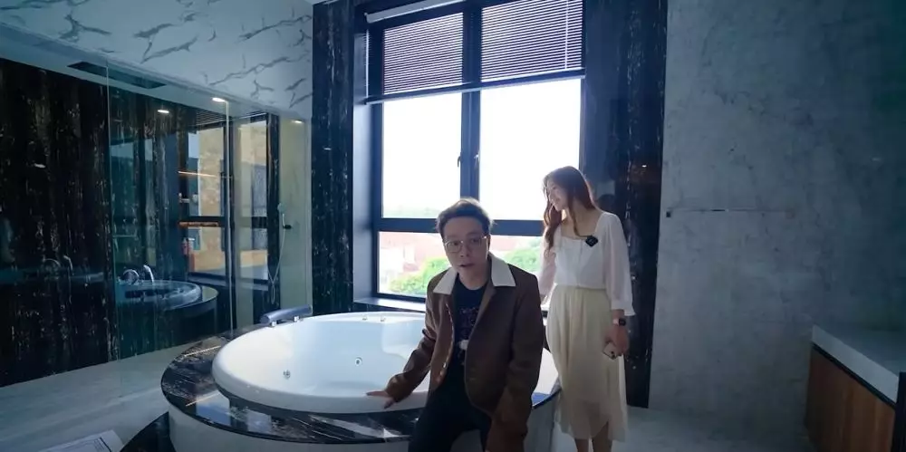 potret kamar tidur dr Richard Lee dilengkapi fasilitas canggih © 2024 brilio.net